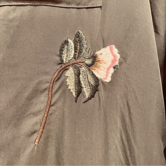 Miss Me Shirt Dress Women's Sz. Small Button Down Olive Green Floral Embroidery - Picture 10 of 12